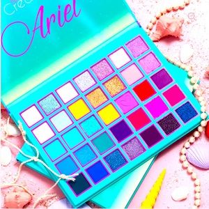 Beauty creations eyeshadow pallet